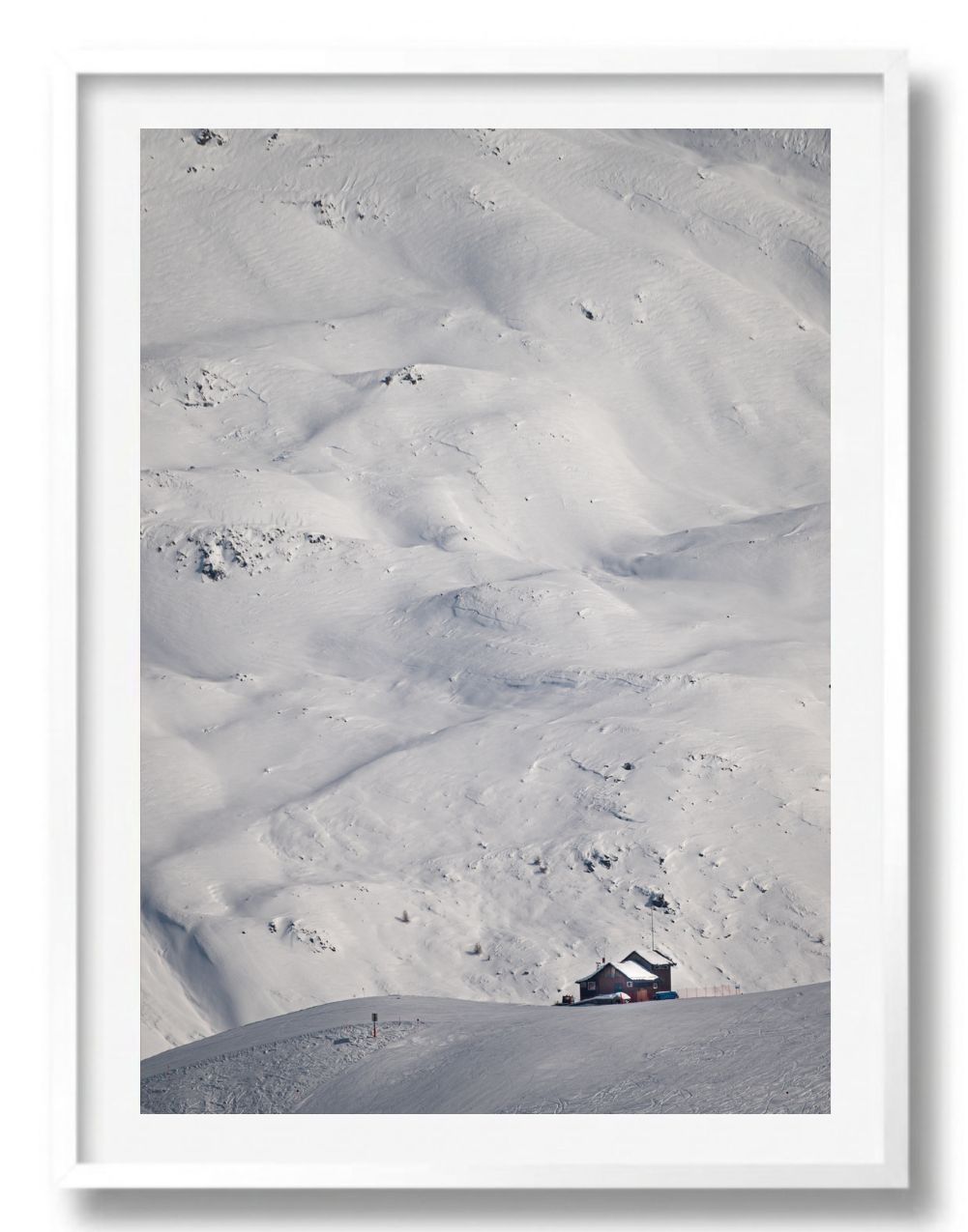 Besneeuwde bergwereld