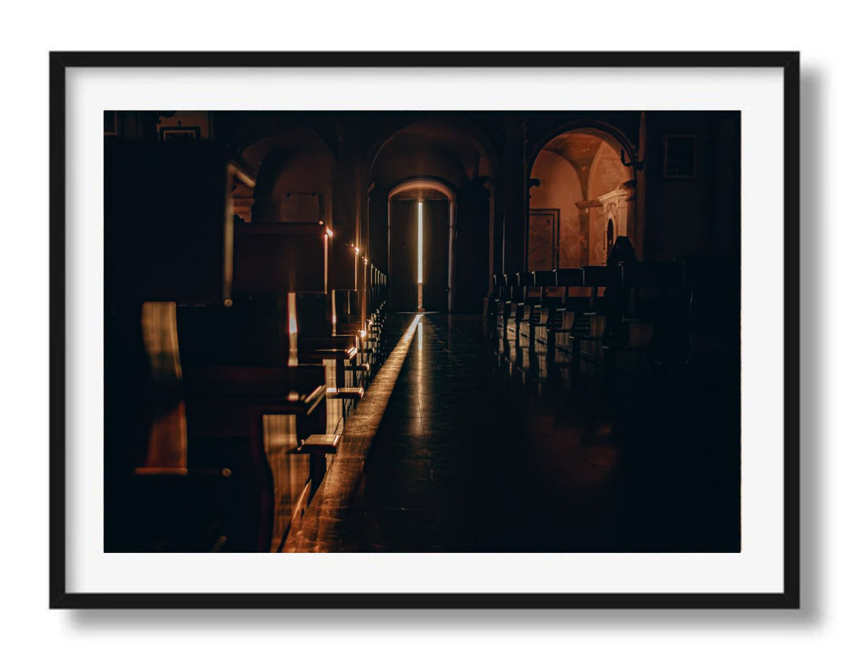 La luce entra